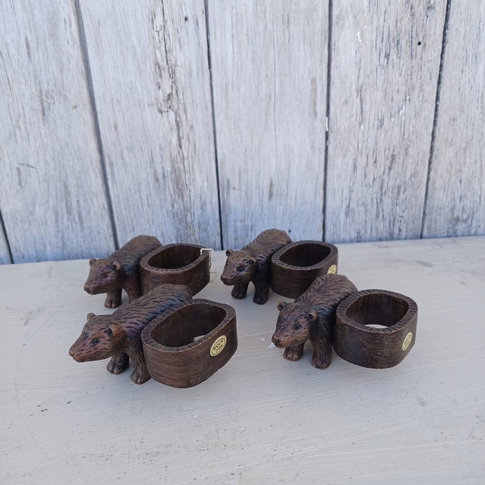 Set of 4 Folk Art Brown Bear Ceramic Faux Wooden Napkin Rings Rustic Cabin‎